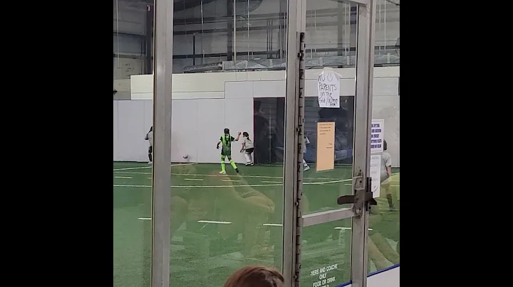 Bella's 1 of 2 goals indoor 20220813