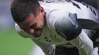 Fagner tem lesão e vira desfalque no Corinthians