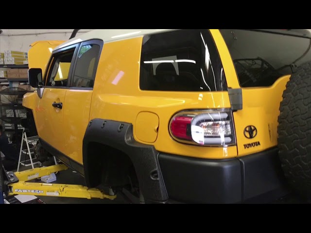 Toyota Fj Cruiser On 35 Tires With Bmc Body Mount Chop Youtube