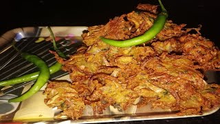 Kanda Bhajiya Easy Recipe in Hindi, स्वादिष्ट और कुरकुरे प्याज के पकौड़े बनाने की रेसिपी