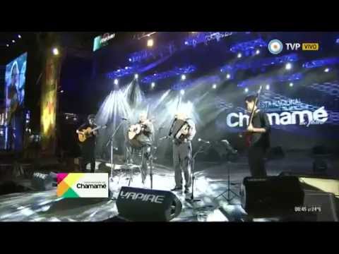 Rudi y Niní Flores Junto a Facundo Rodriguez/ Festival Nacional del Chamame,24 01 15