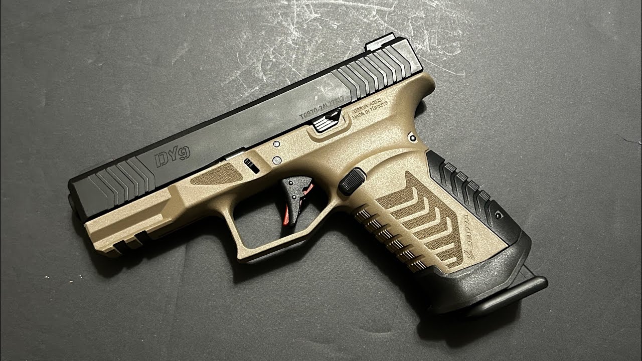 Бюджетный турецкий уличный пистолет: Derya Arms DY9