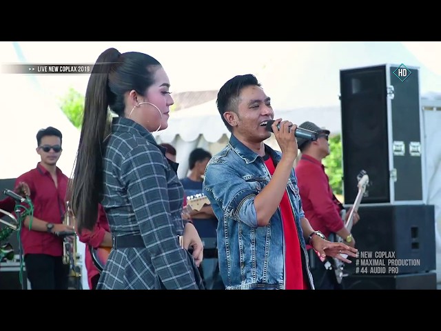 Puing Puing_Rhoma Irama dan Noer Halimah cover by Gerry Mahesa dan Devi Aldifa Feat Coplax Nusantara class=