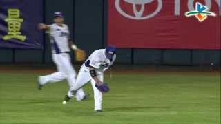 20130910 CPBL 象VS犀牛 7上 陳智弘右外野安打再替象隊添分，2:0領先