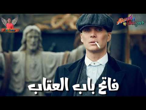 اسد وسط الكلاب