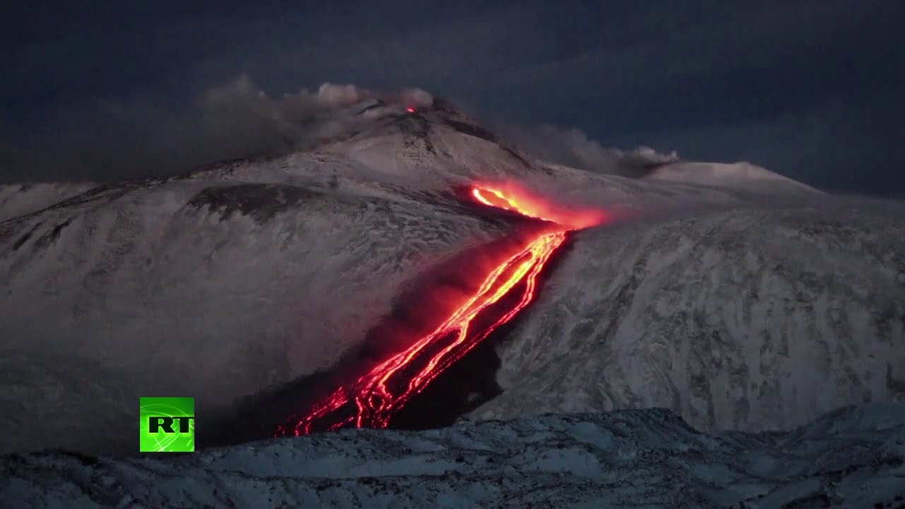 Italia El famoso volcán Etna hace su primera erupción de