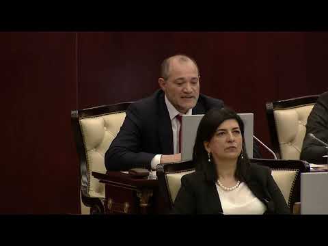 Pensiya yaşı azaldılsın