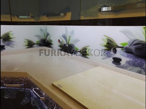 Mutfak tezgah arası cam paneller