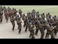 KIKOSI CHA MAKOMANDO WA JWTZ WAKIPITA MBELE YA RAIS MAGUFULI KIKOSI CHA MAKOMANDO WA JWTZ WAKIPITA MBELE YA RAIS MAGUFULI