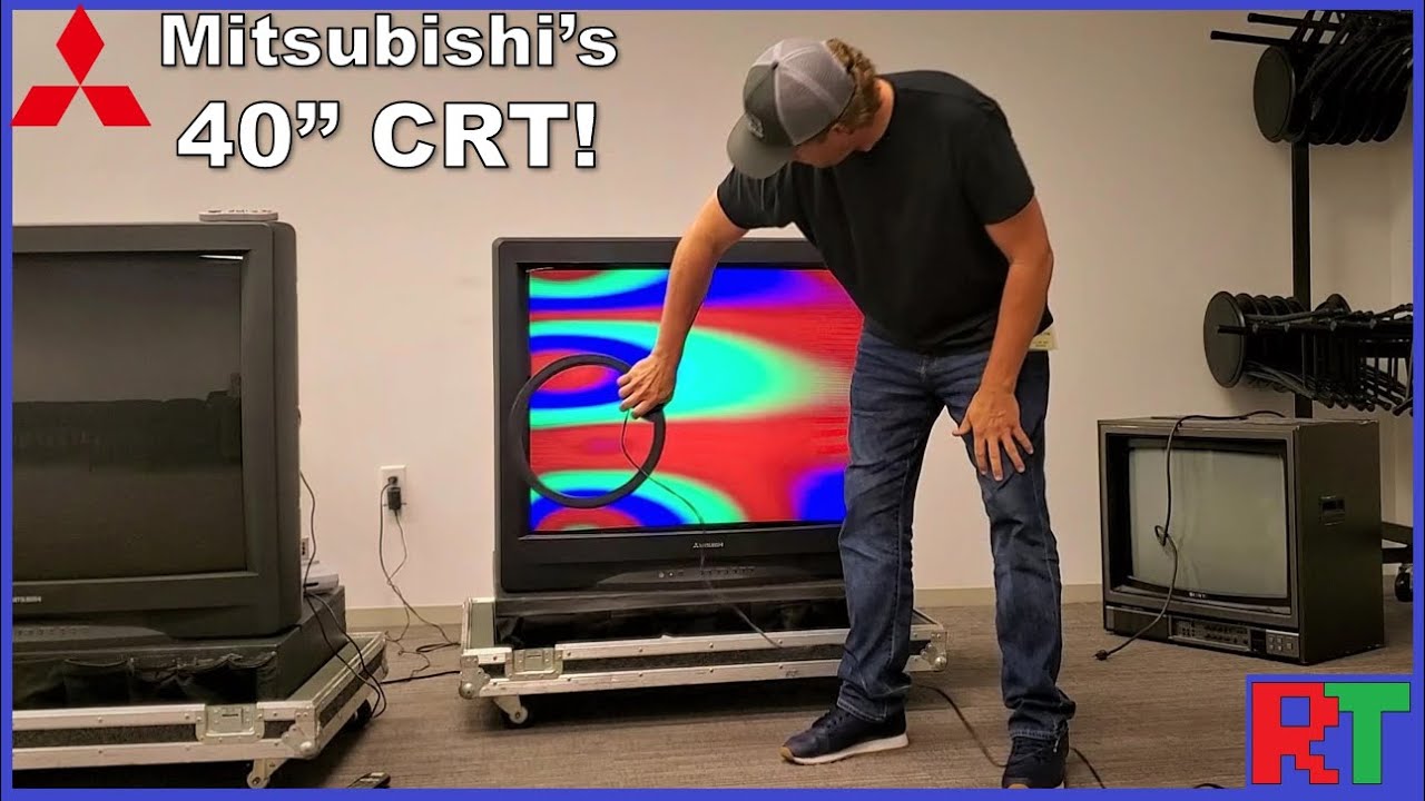 The Biggest CRTs in Mitsubishi 40" Tube TV - YouTube