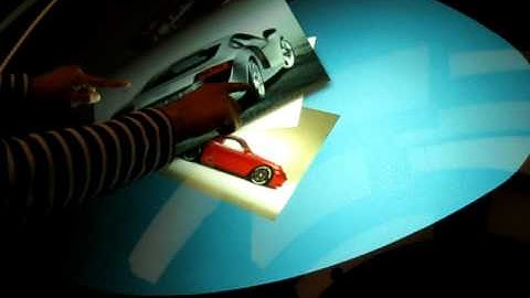 Multi touch table - pictures/videos zoom, rotation
