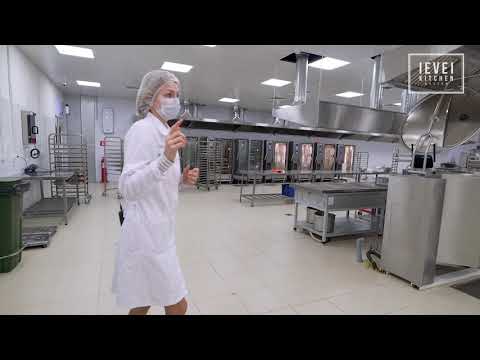 Как устроен горячий цех на производстве Level Kitchen