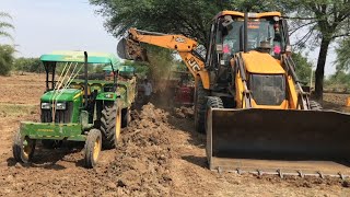 New JCB 3dx Machine Loading Mud in John Deere Tractor | Jcb Mud Loading in Tractors