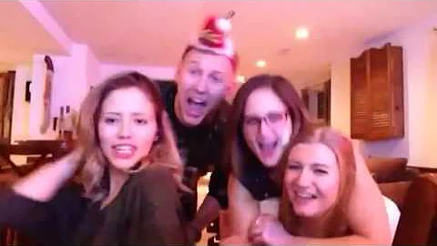 Shake it off - Girl's Christmas Party