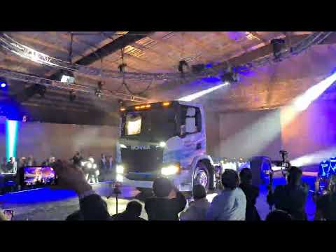 Espectacular presentación del camión eléctrico de Scania en México