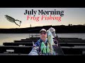 Early Morning Kayak Bass Fishing with a Frog – Big Bites & Missed Strikes! 🐸🎣
