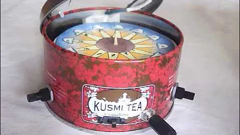 A phnakistiscope in a tea can