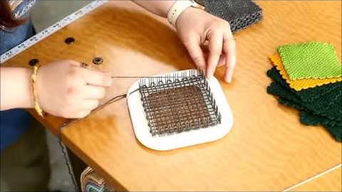 How to Weave with a Zoom Loom