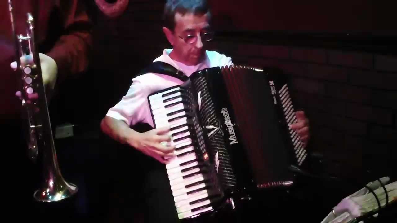 Take the A Train - Al Rinaldi at BlueJean Blues.mp4 - YouTube