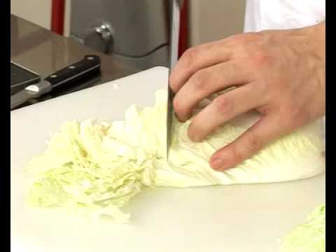 Vidéo: Peut-on manger du chou nappa cru ?