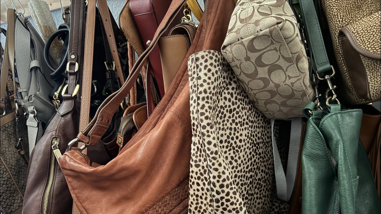 Purse Trippin’ MEMORIAL DAY Website $25  DESIGNER BAGS AND WALLETS BLOW OUT! www.pursetrippin.com