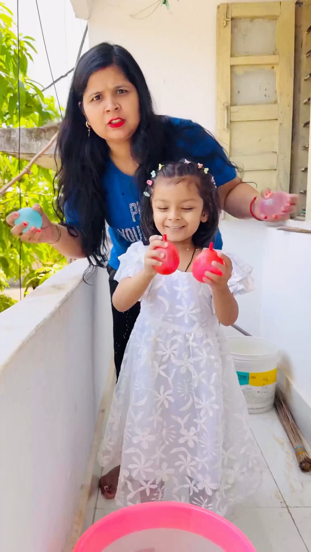 Tooktook mummy ek ek utha fake mar rhe h