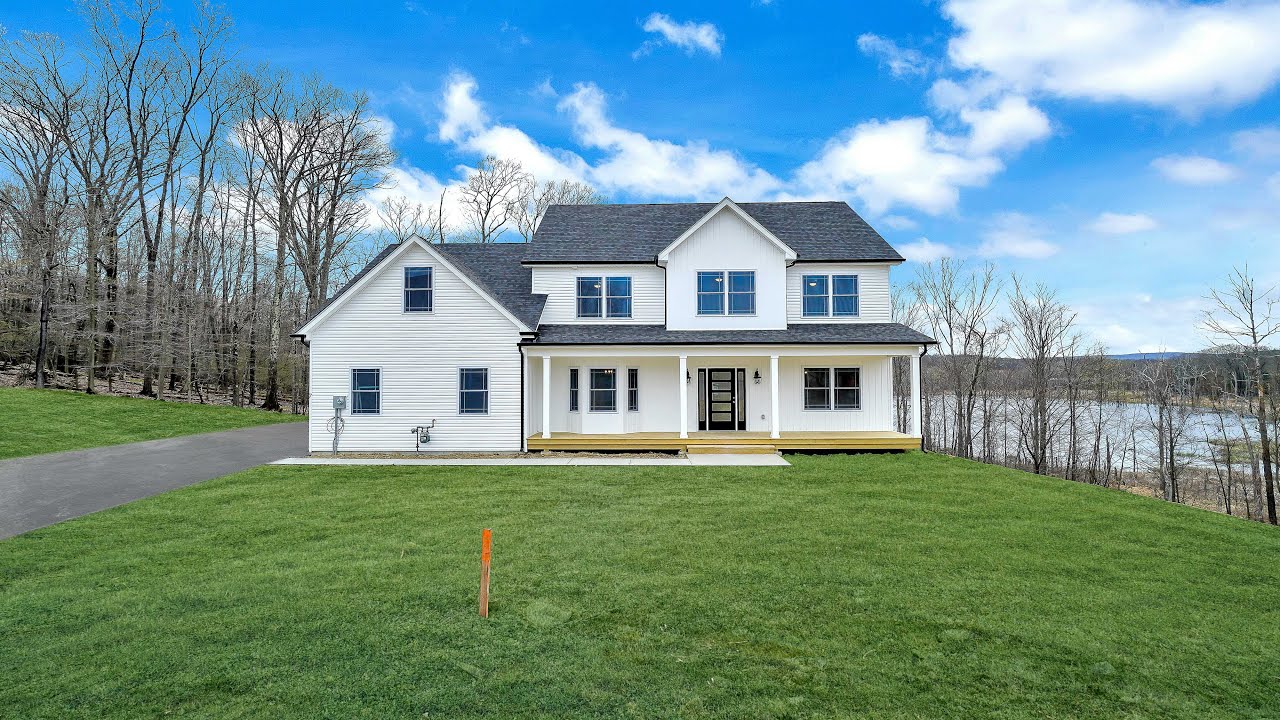 Real Estate Video Tour 7 Eagle Ct, Middletown, NY 10940 Orange