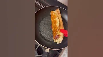 ساندوتش الجبنه الموتزريلا السائح 
