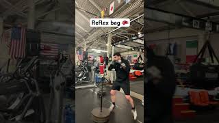 Working the southpaw combinations on the weighted reflex bag! Gettin it in! #boxing