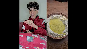 بينصحه يصلي وهو بيسمع أغاني اكسبلور كوميديات Food ضحك 