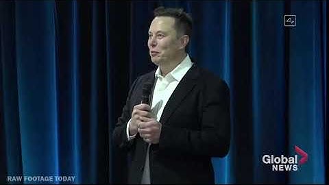 Elon Musk introduces pig with computer chip in brain!