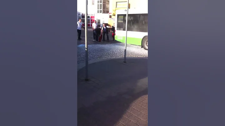 Bus brennt