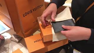 Amazing men’s wallets - Louis Vuitton  | Paris by Adel Bellevenue 879 views 4 years ago 1 minute, 36 seconds
