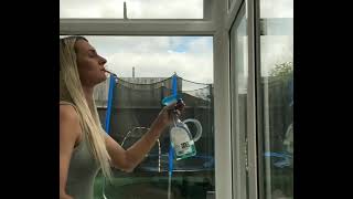 Smoking Fetish, Blonde beautiful lady dangling her cig whilst cleaning her windows 💋 🚬 👃🏻