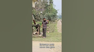 Manual non interlock railway gate crossing. #train #shorts