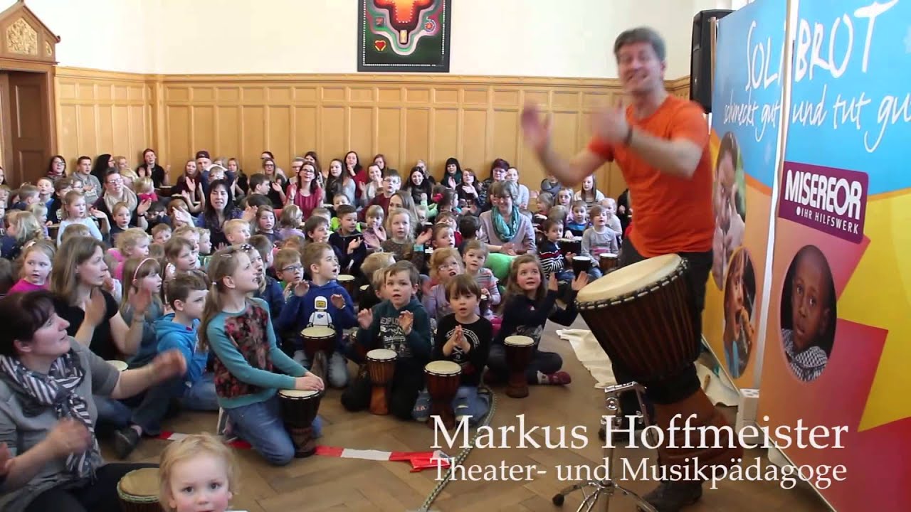 Bergkindergarten: Trommelreise nach Afrika