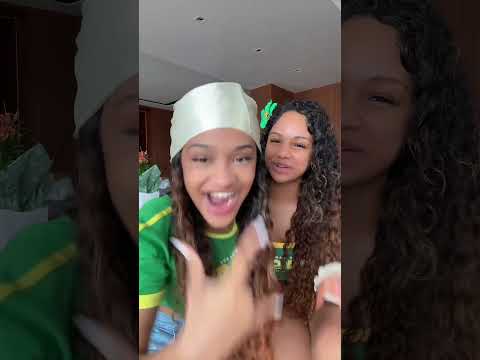 Jumelles ou pas 😎