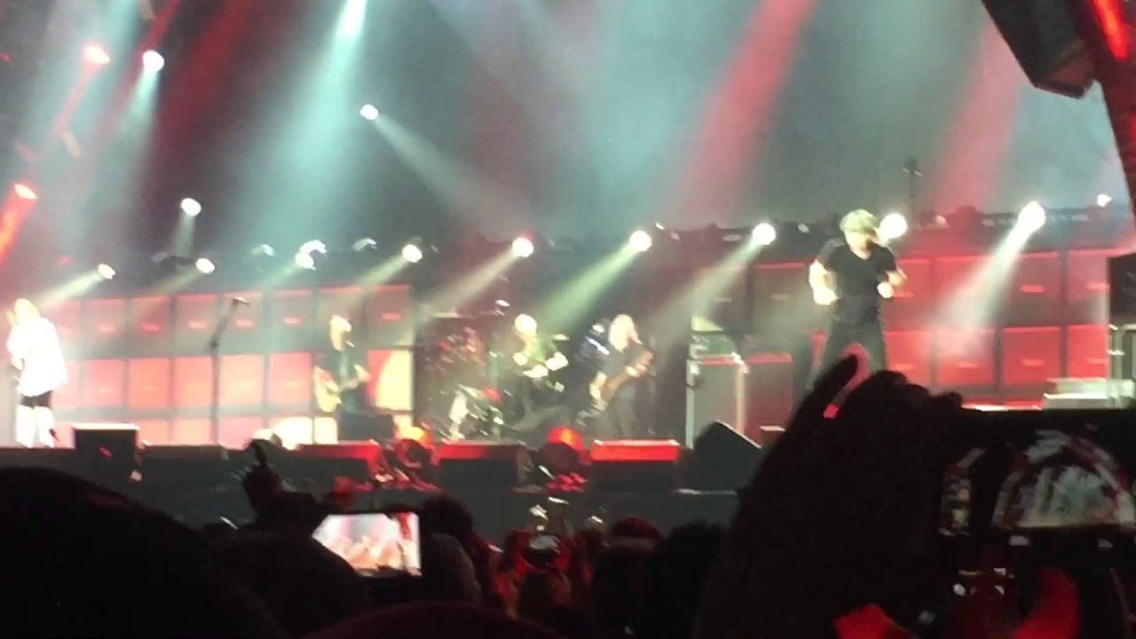 AC/DC TNT Vancouver 2015 - YouTube