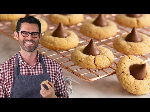 Easy Peanut Butter Blossom Cookies