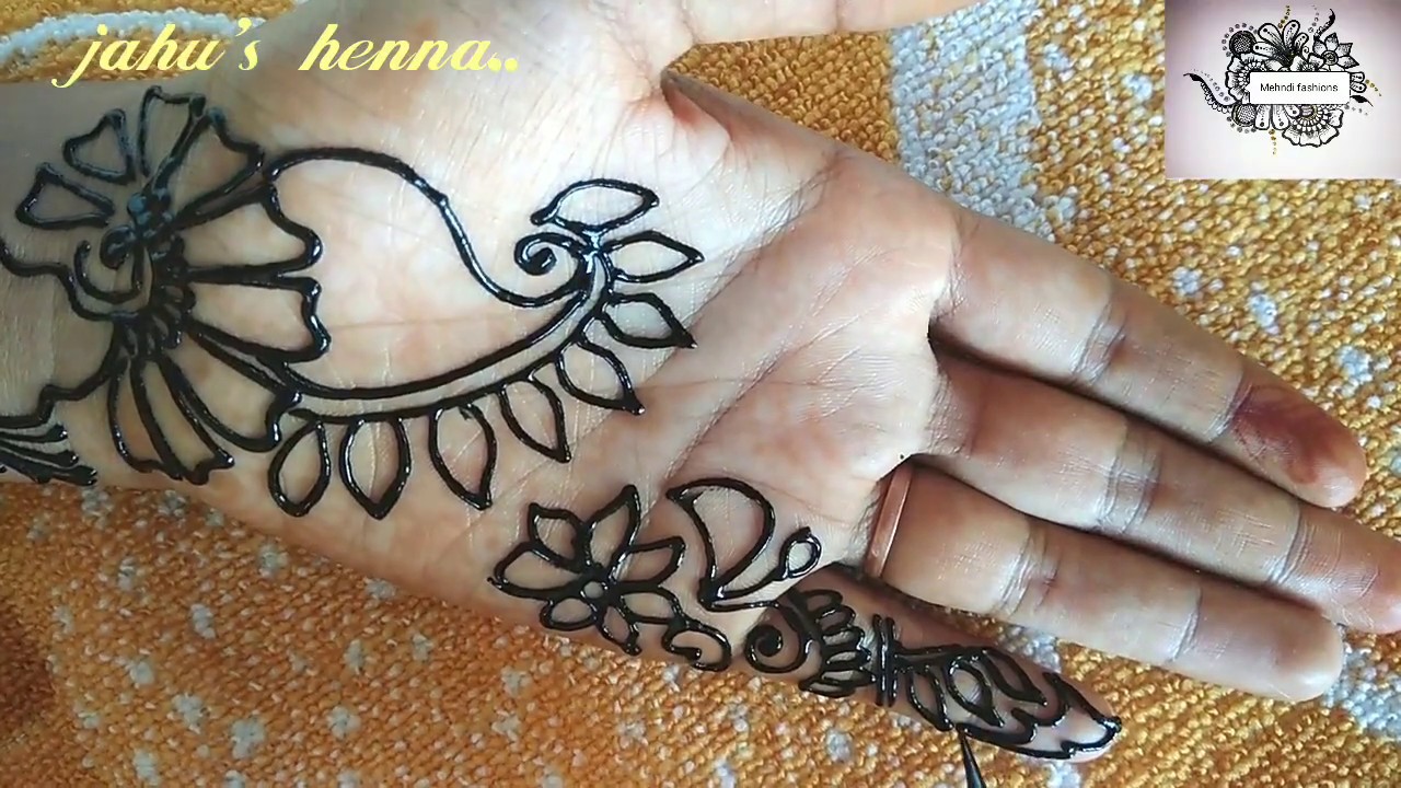 blackoutlinemehndi blackmehndidesignBlack outline Arabic Mehndi