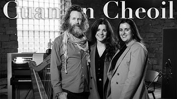 Cuan an Cheoil: Máire & Étain Ní Churraoin