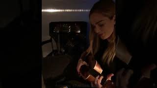 Friday Night Jam At The Legends Stage - Caity Lotz Plays Instrument