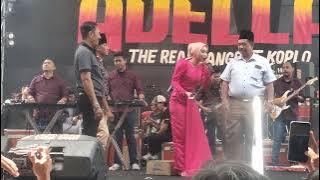 Difarina Indra - Keramat - Om Adella - live Cikarang