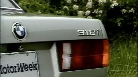 MotorWeek | Retro Review: '82 BMW E30 318i