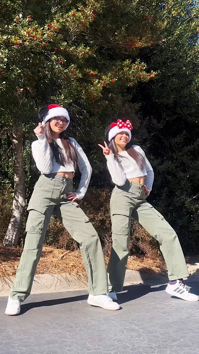 MERRY CHRISTMAS EVERYBODY! #anwitasundaram #dance