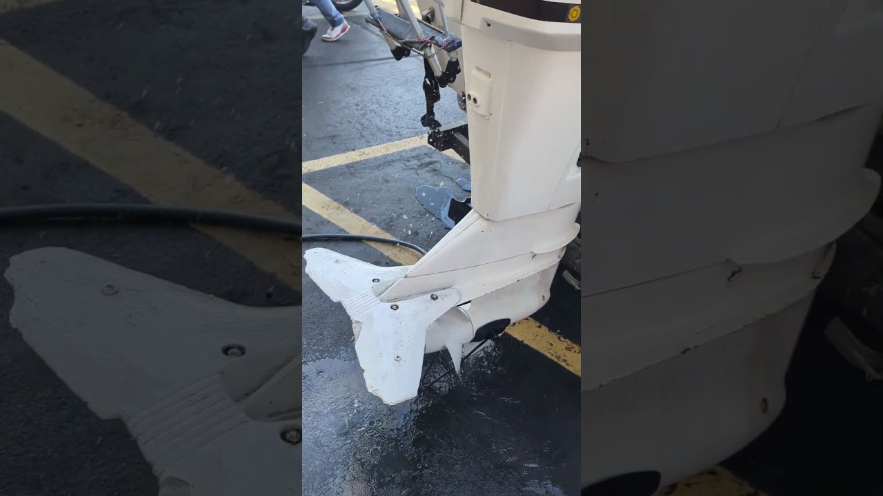 1986 Force 125 engine startup and run.