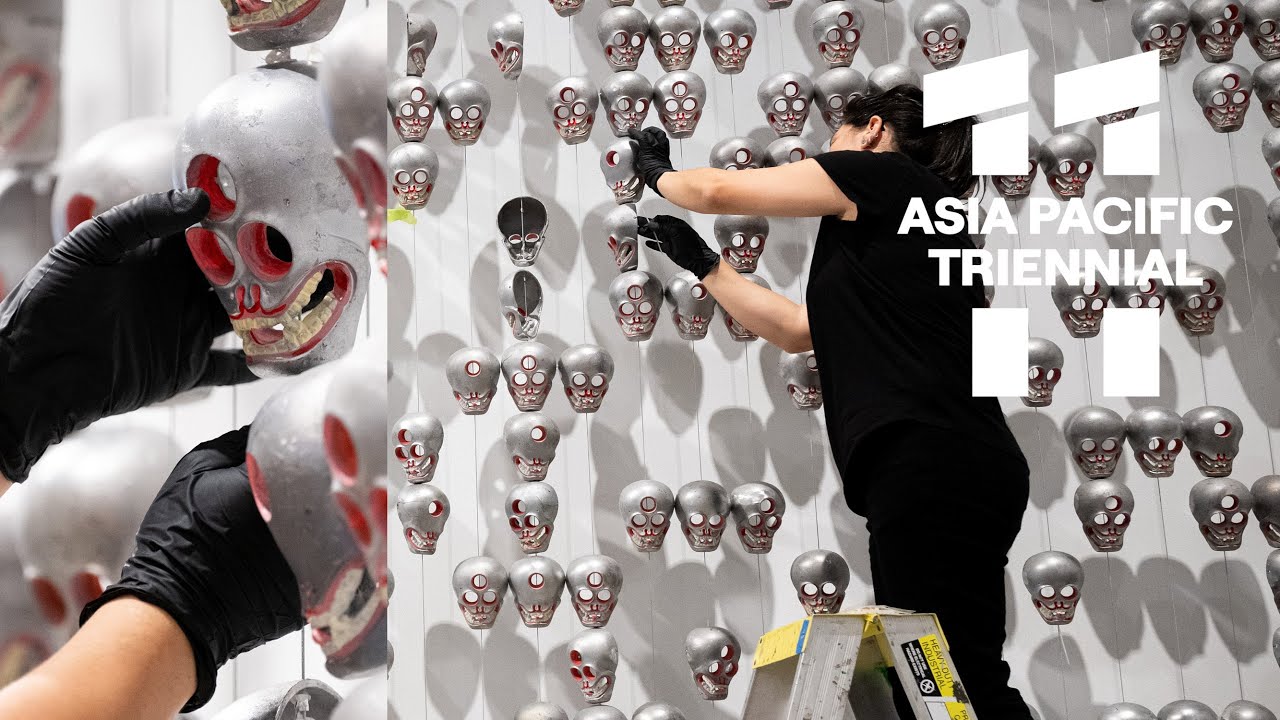 Cup of life' is a curtain of 1,967 cast-metal grinning skulls
