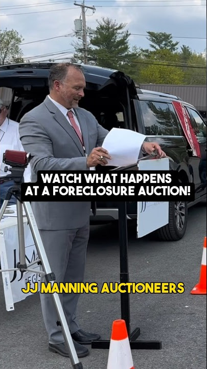 What Happens at a Foreclosure Auction!? 🏠😱🤑