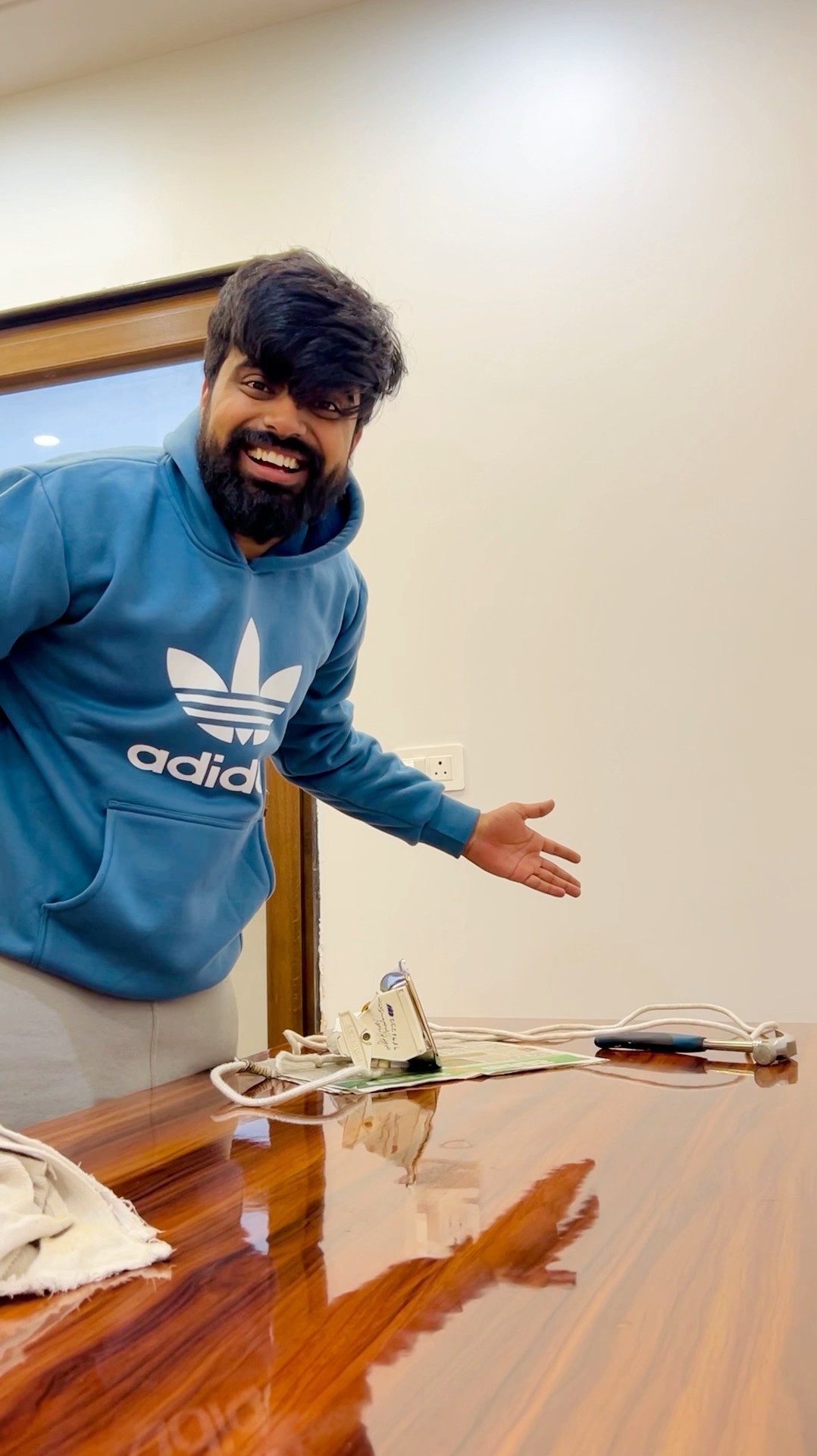 Gaming Table thik ho gyi ? #dushyantkukreja #shorts