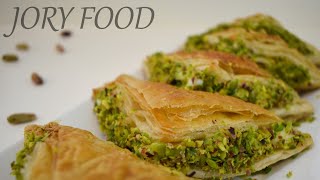 وربات بالقشطة طعم مميز تذوب بالفم بطريقة سهلة وسريعةCream Filled puff Pastries (Warbat bil Ashta)